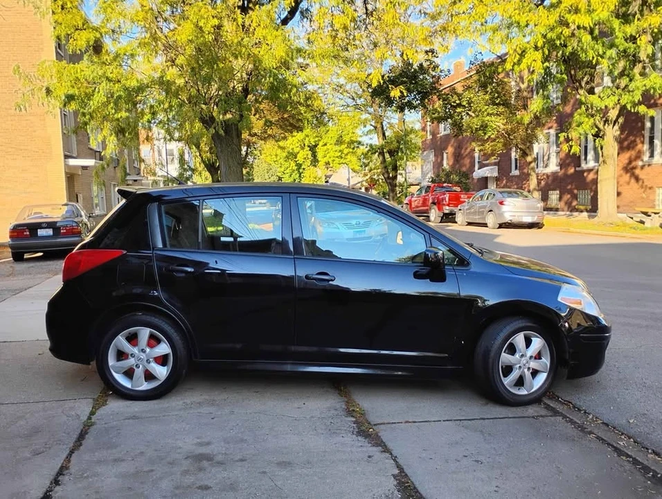 2010 Nissan Versa - Image 6 of 14