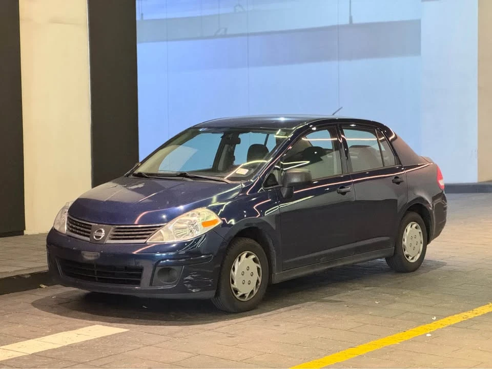 2010 Nissan Versa - Image 5 of 17
