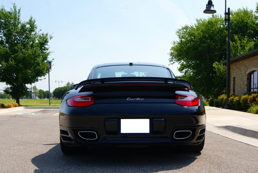 2010 Porsche 997 Turbo - Image 7 of 31