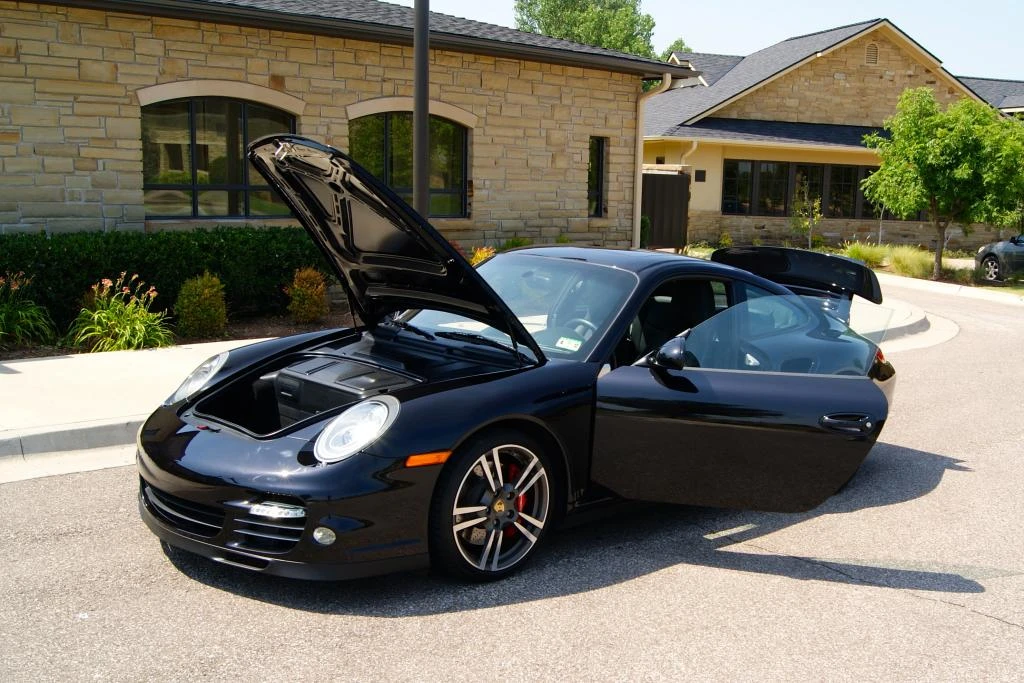 2010 Porsche 997 Turbo - Image 8 of 31