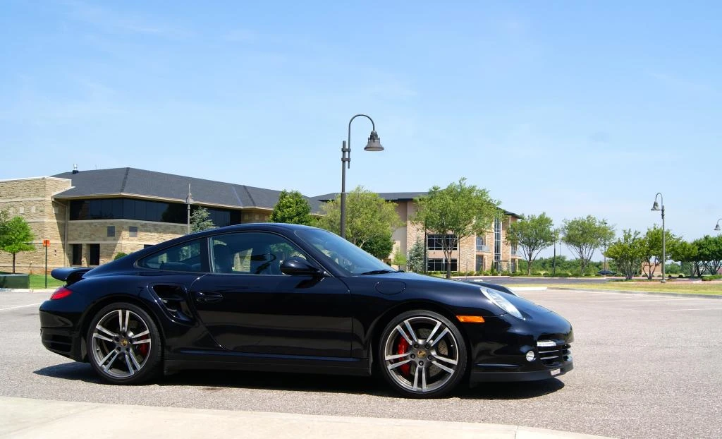 2010 Porsche 997 Turbo - Image 23 of 31