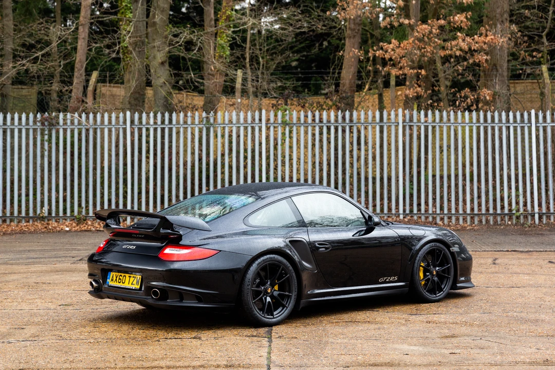 2010 Porsche 997 GT2 - Image 11 of 30