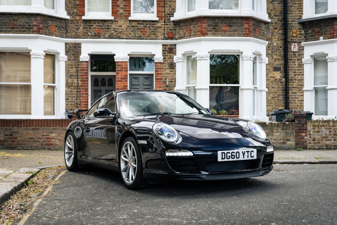 2010 Porsche 997 Carrera 4S - Image 10 of 31