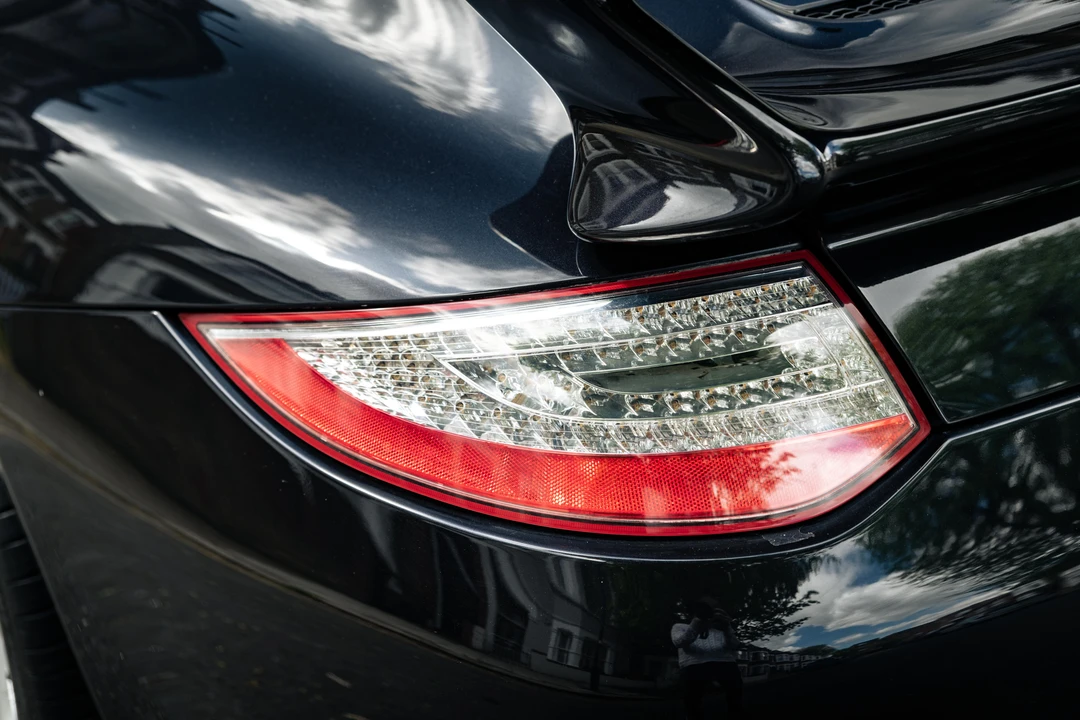 2010 Porsche 997 Carrera 4S - Image 24 of 31