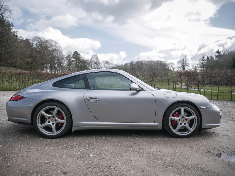 2010 Porsche 997 Carrera 4S - Image 7 of 31