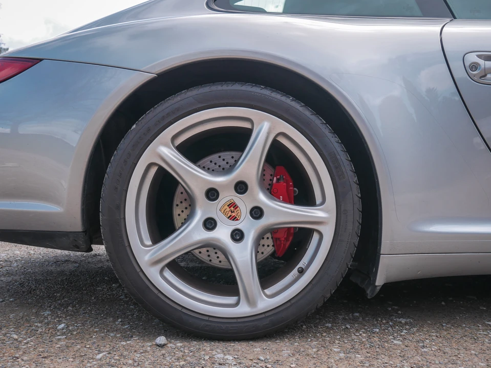 2010 Porsche 997 Carrera 4S - Image 12 of 31