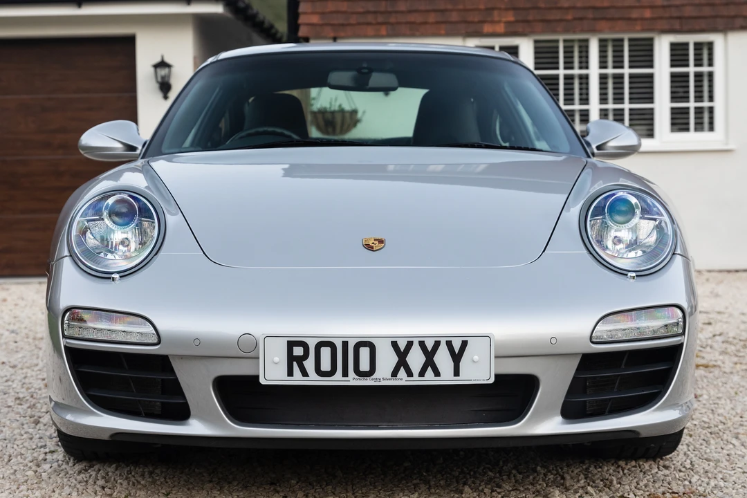 2010 Porsche 997 Carrera - Image 10 of 31