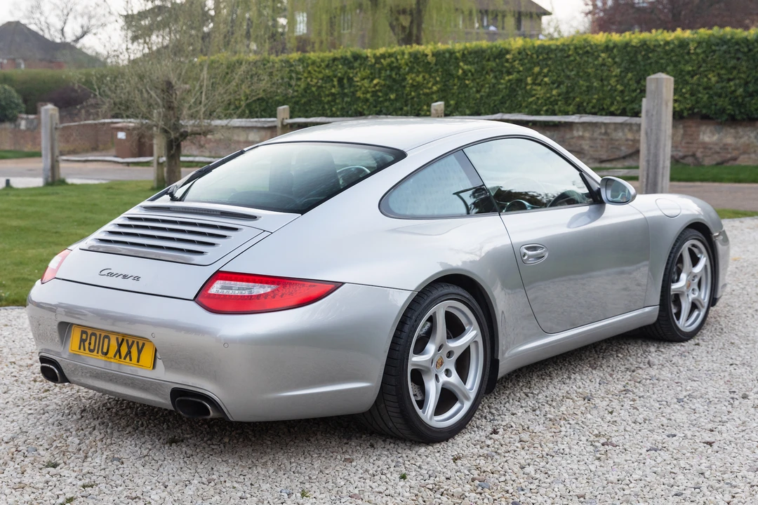 2010 Porsche 997 Carrera - Image 5 of 31