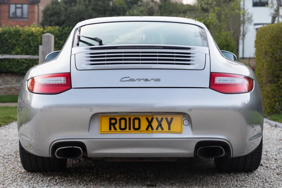 2010 Porsche 997 Carrera - Image 14 of 31