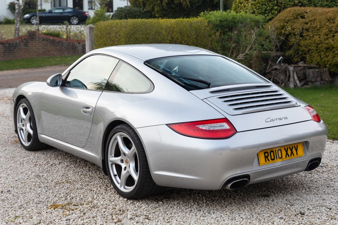 2010 Porsche 997 Carrera - Image 7 of 31