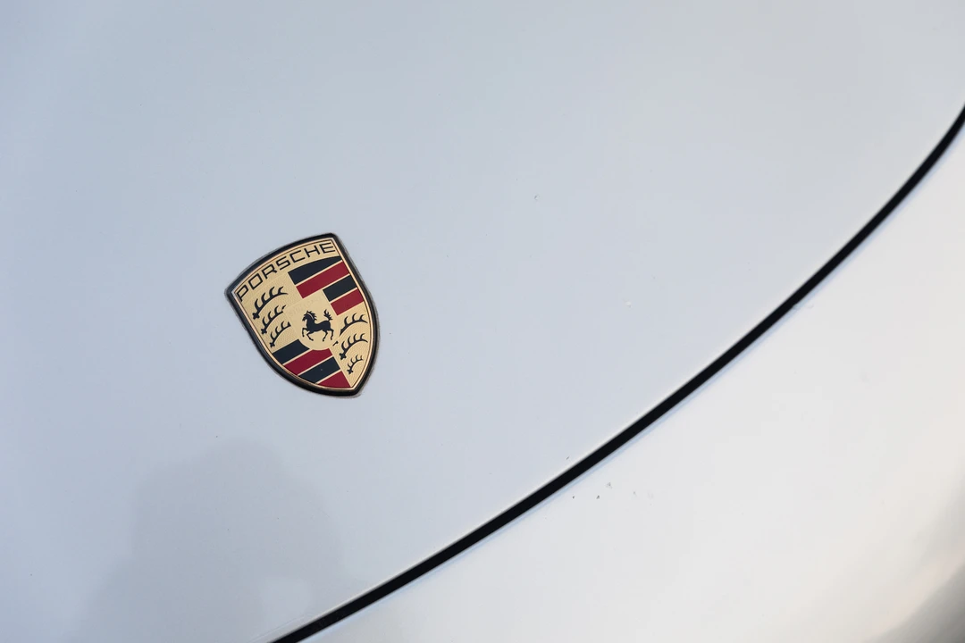 2010 Porsche 997 Carrera - Image 24 of 31
