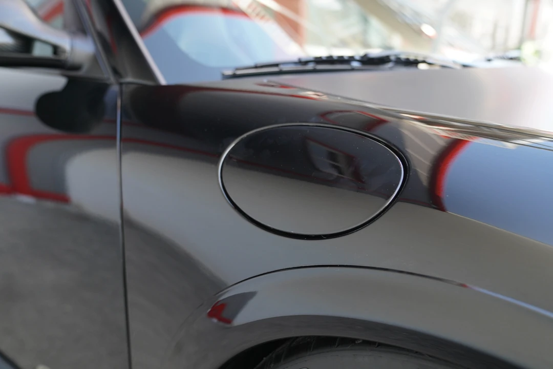 2010 Porsche 997 GT2 - Image 17 of 31