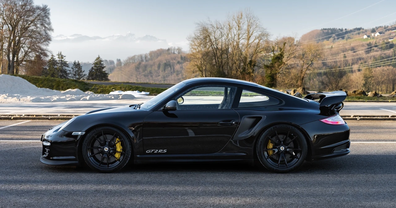 2010 Porsche 997 GT2 - Image 5 of 31
