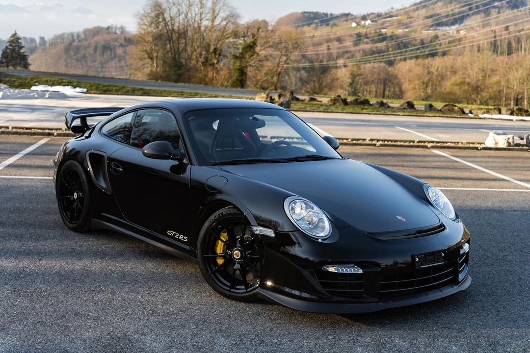 2010 Porsche 997 GT2 - Image 2 of 31