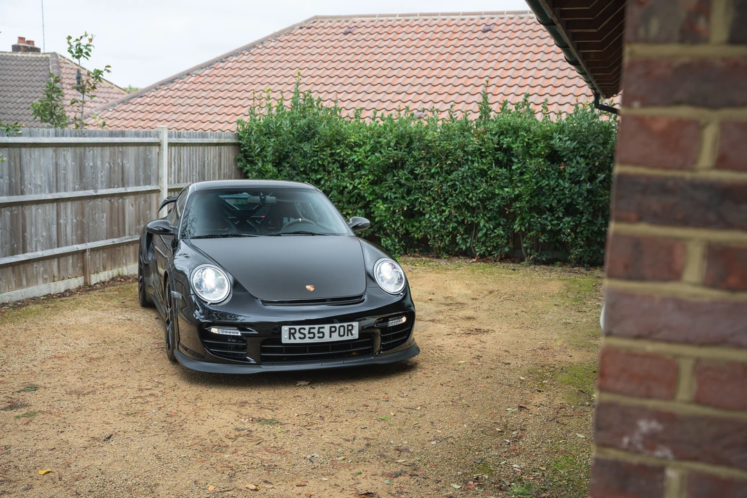 2010 Porsche 997 GT2 - Image 11 of 31