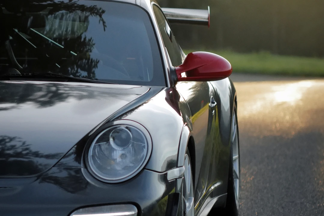2010 Porsche 997 GT3 RS - Image 17 of 31