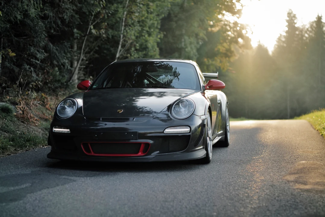 2010 Porsche 997 GT3 RS - Image 3 of 31