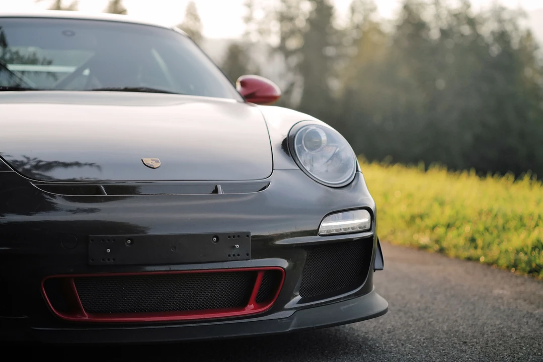 2010 Porsche 997 GT3 RS - Image 19 of 31
