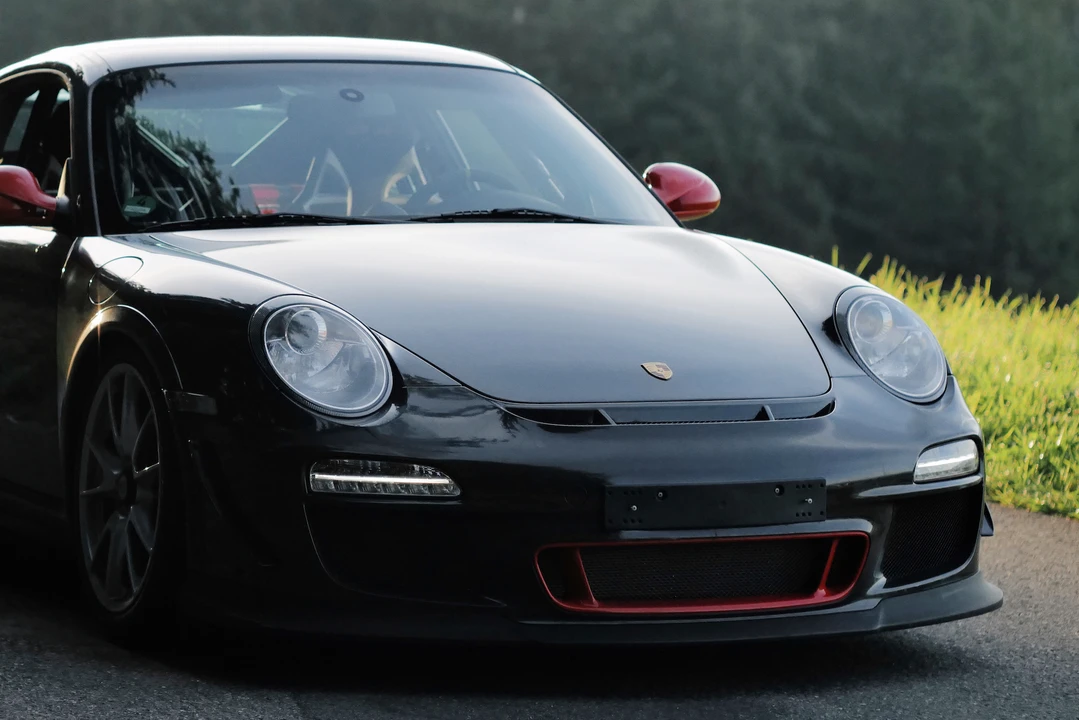 2010 Porsche 997 GT3 RS - Image 24 of 31