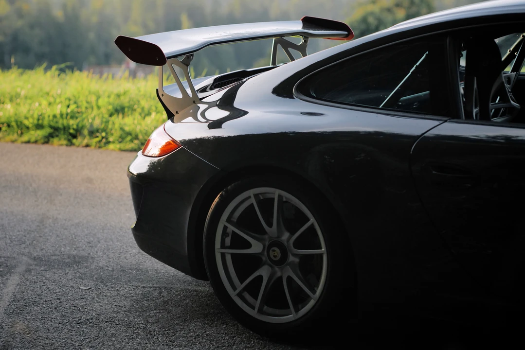 2010 Porsche 997 GT3 RS - Image 26 of 31