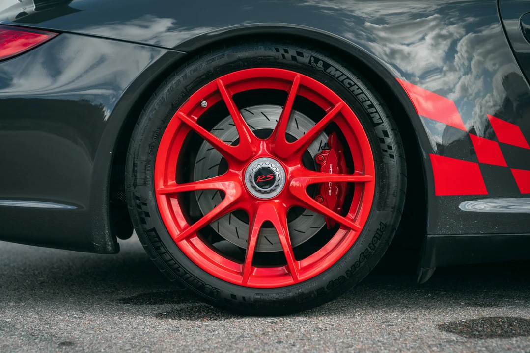 2010 Porsche 997 GT3 RS - Image 30 of 31
