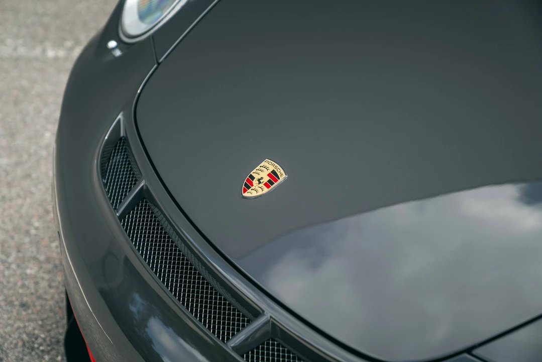 2010 Porsche 997 GT3 RS - Image 14 of 31