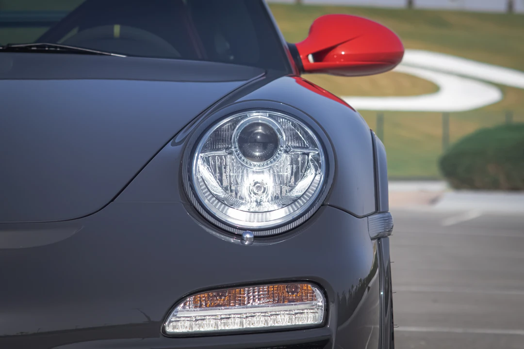 2010 Porsche 997 GT3 RS - Image 13 of 31
