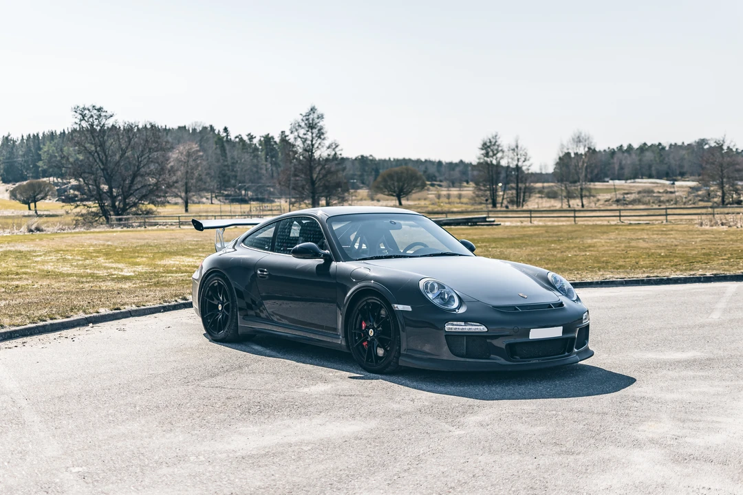 2010 Porsche 997 GT3 RS - Image 4 of 31