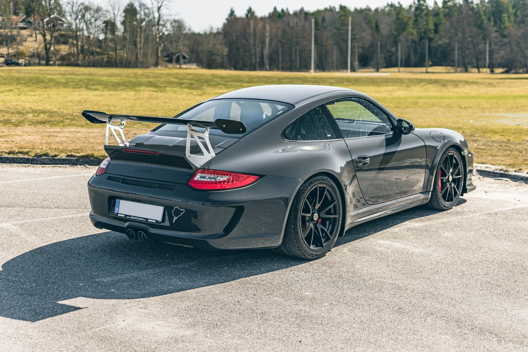 2010 Porsche 997 GT3 RS - Image 6 of 31