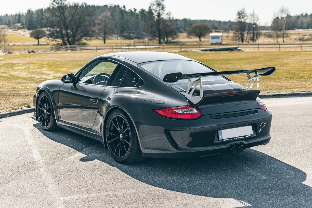 2010 Porsche 997 GT3 RS - Image 8 of 31