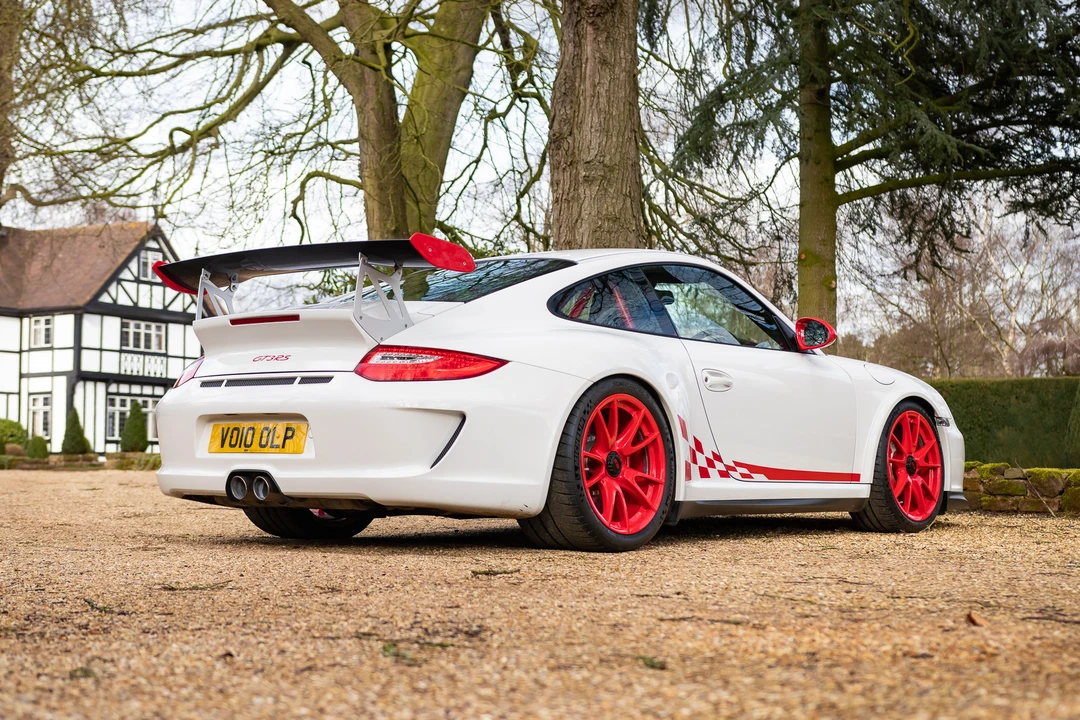 2010 Porsche 997 GT3 RS - Image 11 of 31