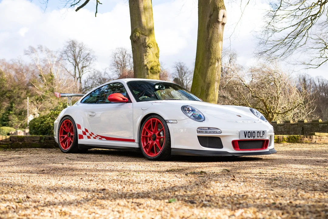 2010 Porsche 997 GT3 RS - Image 24 of 31