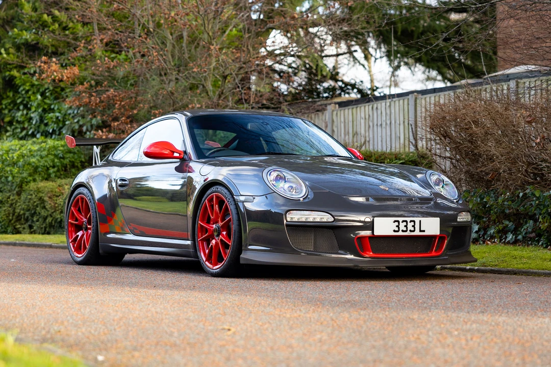 2010 Porsche 997 GT3 RS - Image 2 of 31