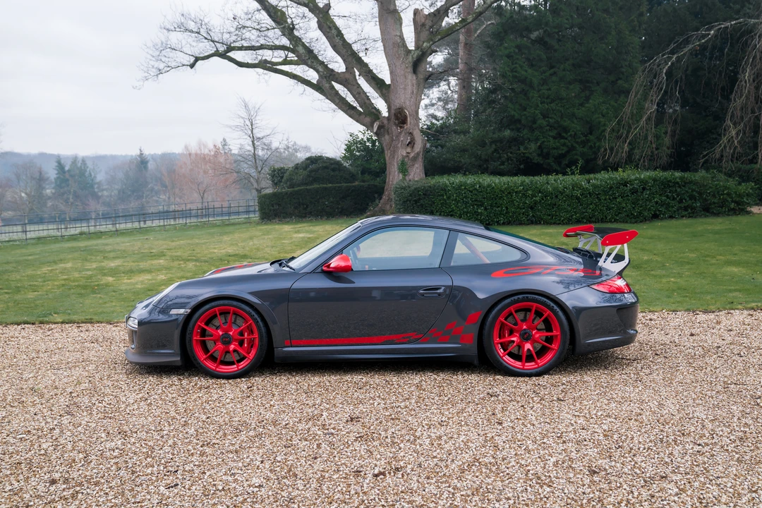 2010 Porsche 997 GT3 RS - Image 28 of 31