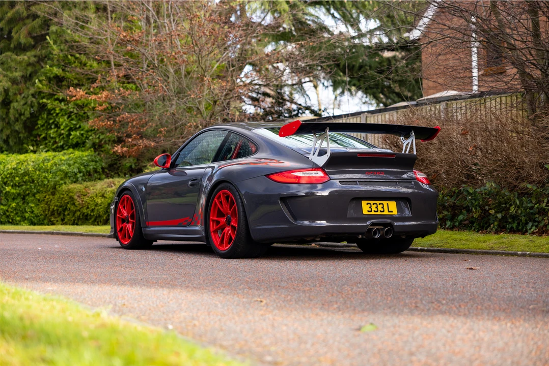 2010 Porsche 997 GT3 RS - Image 6 of 31
