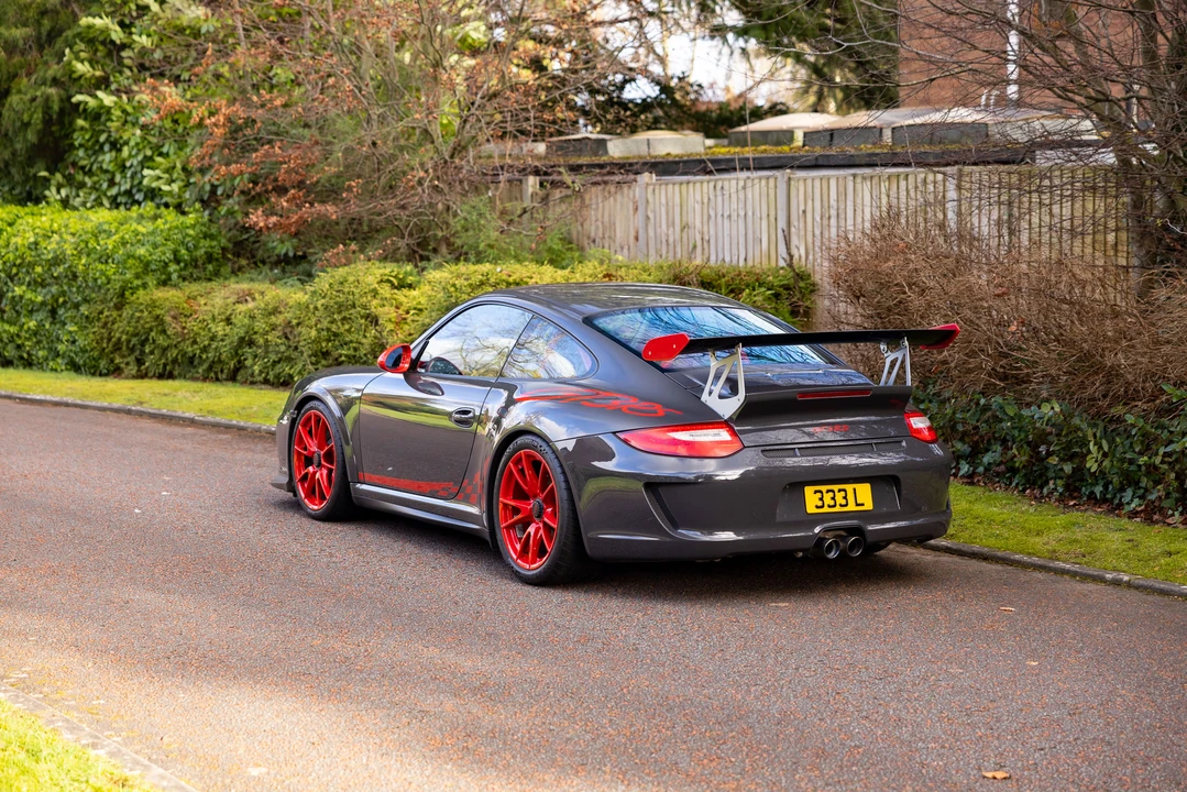 2010 Porsche 997 GT3 RS - Image 14 of 31