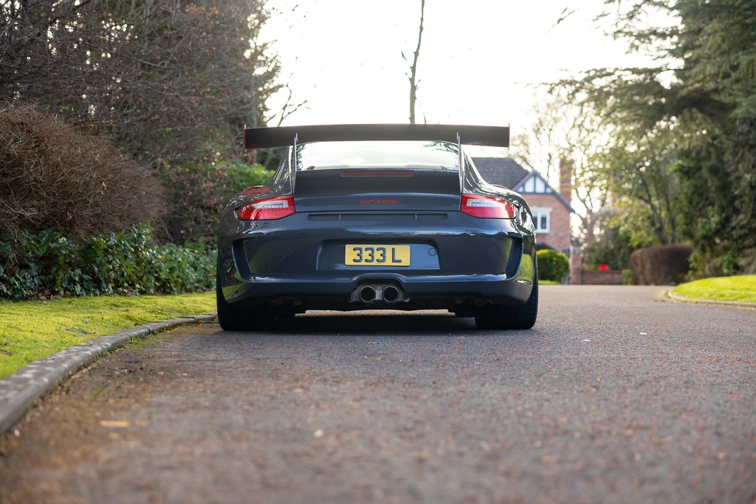 2010 Porsche 997 GT3 RS - Image 27 of 31