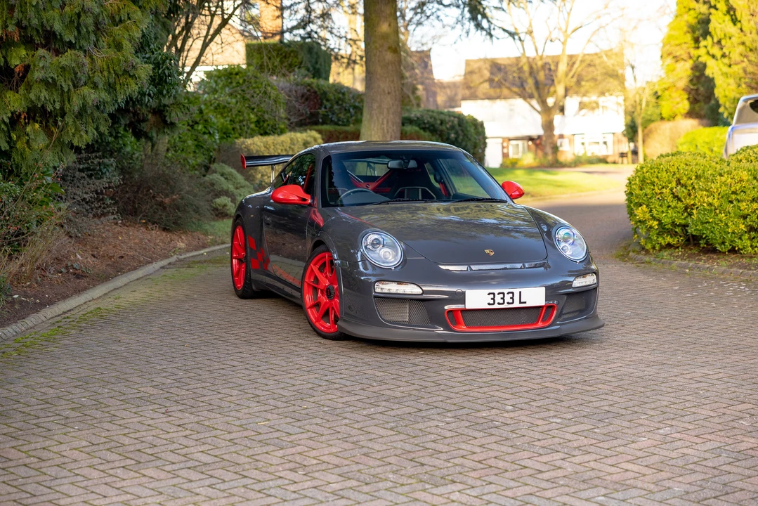 2010 Porsche 997 GT3 RS - Image 21 of 31