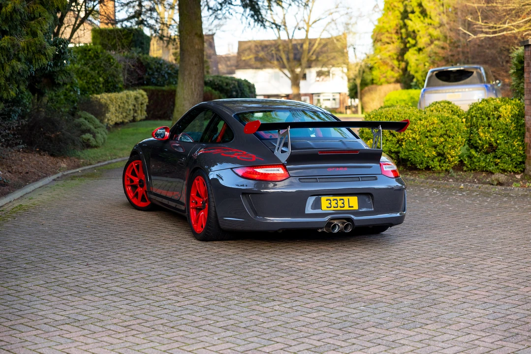 2010 Porsche 997 GT3 RS - Image 24 of 31