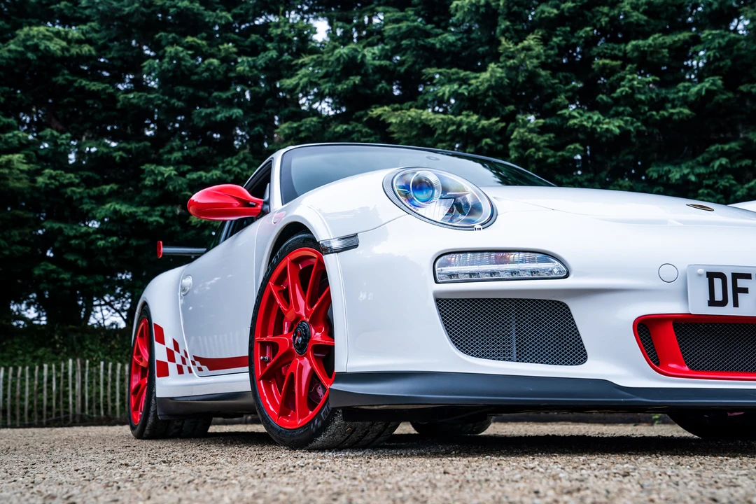 2010 Porsche 997 GT3 RS - Image 25 of 31