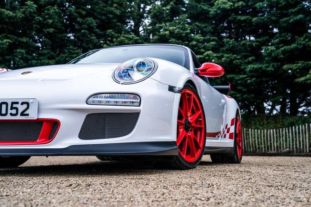 2010 Porsche 997 GT3 RS - Image 27 of 31