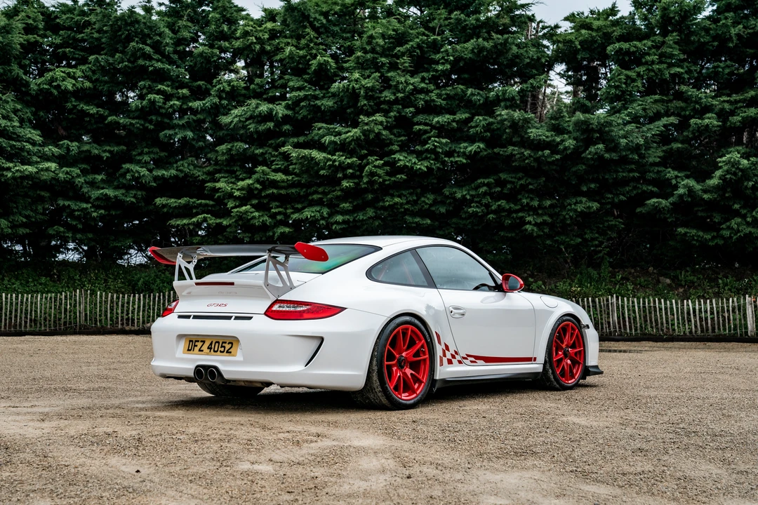 2010 Porsche 997 GT3 RS - Image 6 of 31