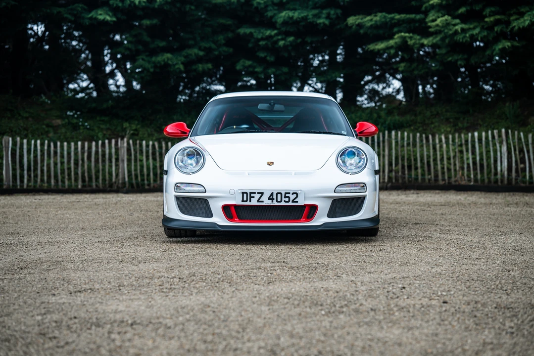 2010 Porsche 997 GT3 RS - Image 11 of 31