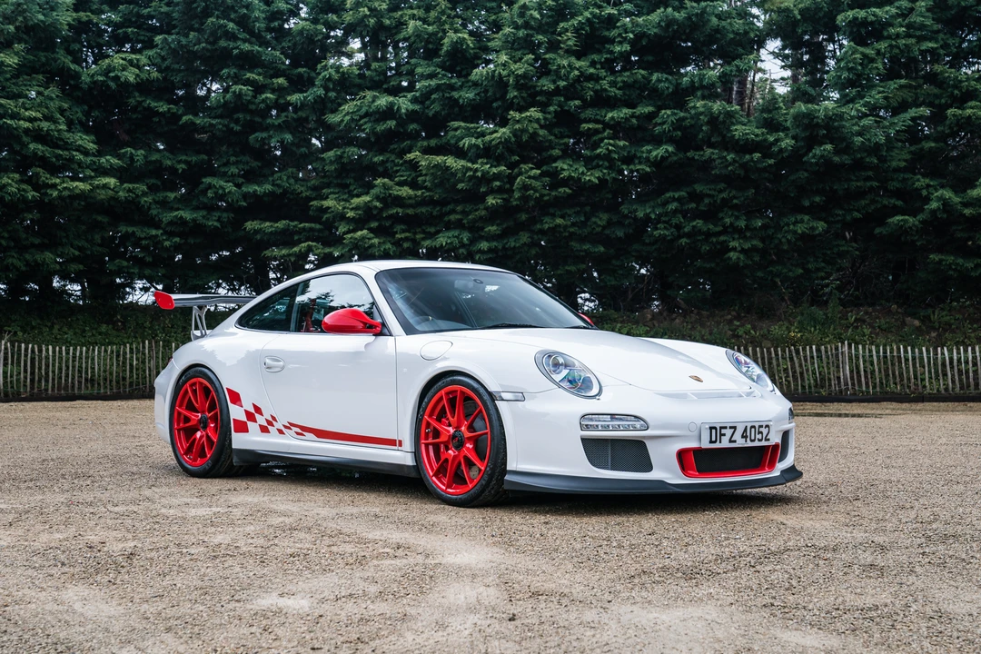2010 Porsche 997 GT3 RS - Image 4 of 31