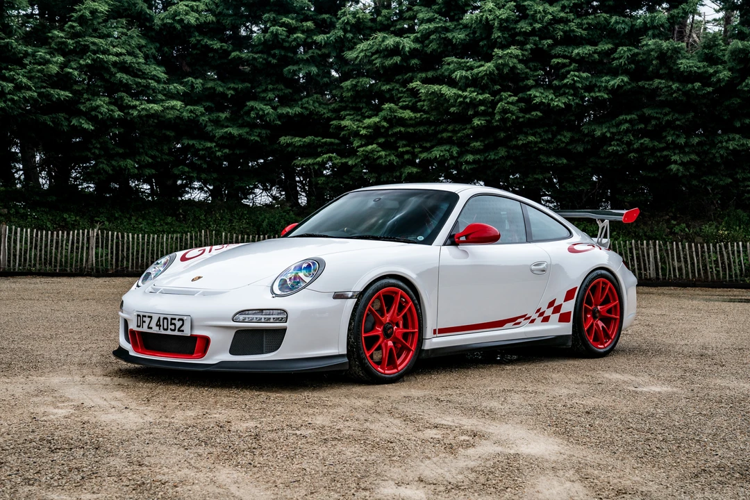 2010 Porsche 997 GT3 RS - Image 16 of 31
