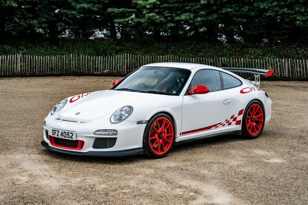 2010 Porsche 997 GT3 RS - Image 10 of 31