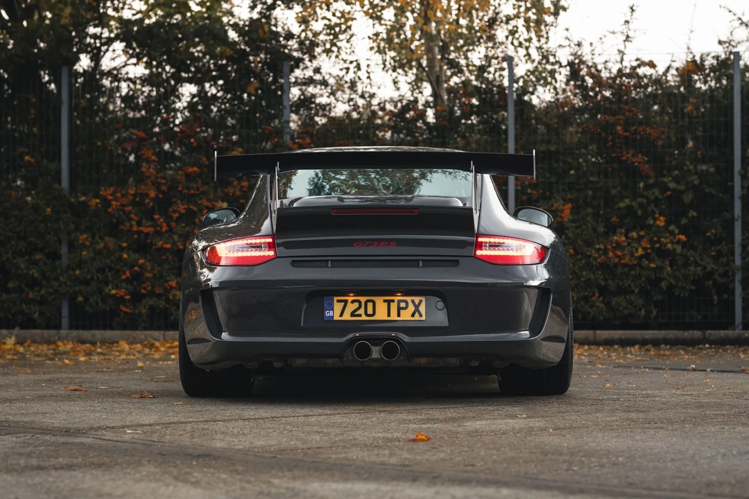 2010 Porsche 997 GT3 RS - Image 7 of 31