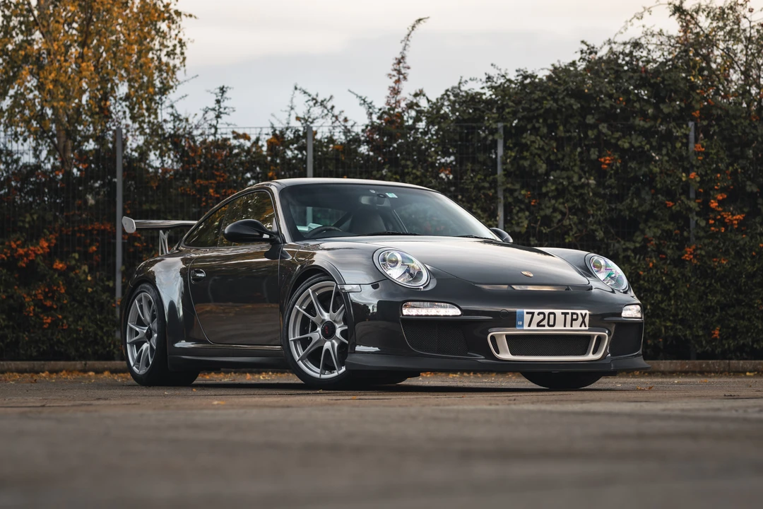 2010 Porsche 997 GT3 RS - Image 19 of 31