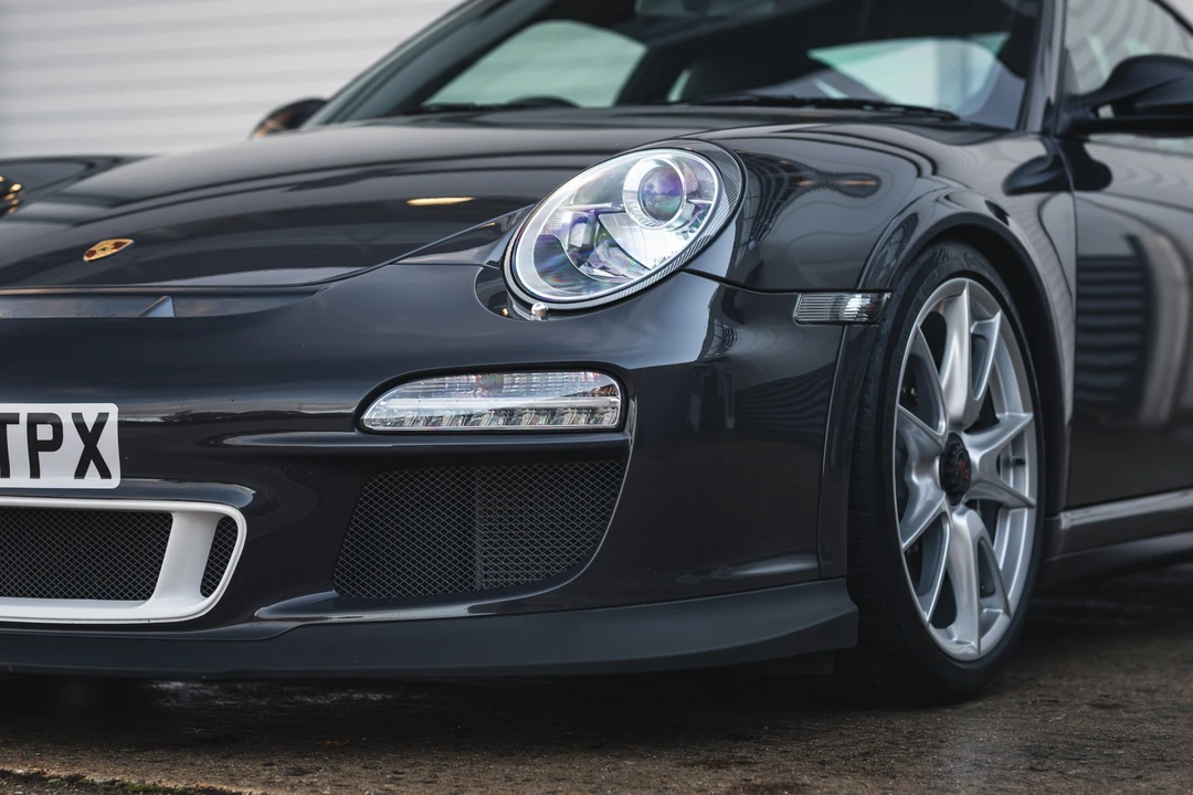 2010 Porsche 997 GT3 RS - Image 27 of 31