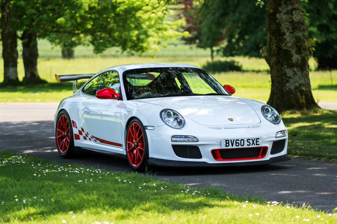 2010 Porsche 997 GT3 RS - Image 2 of 31
